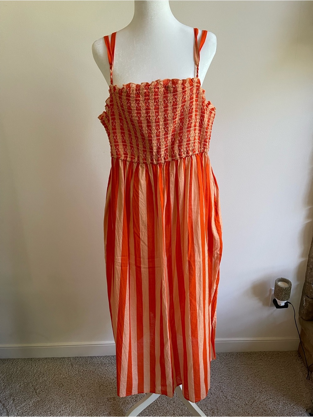 NWOT Anthropologie Smocked midi dress